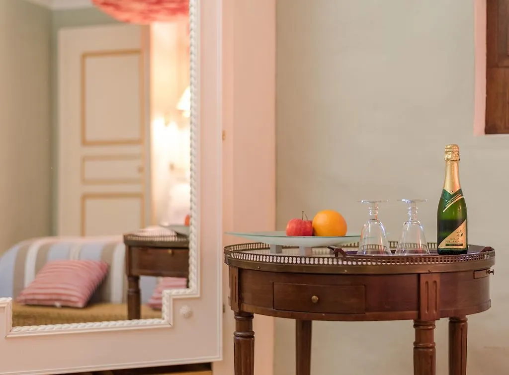 Um Freedebierg Bed And Breakfast Heffingen 0*,  Luxemburgo